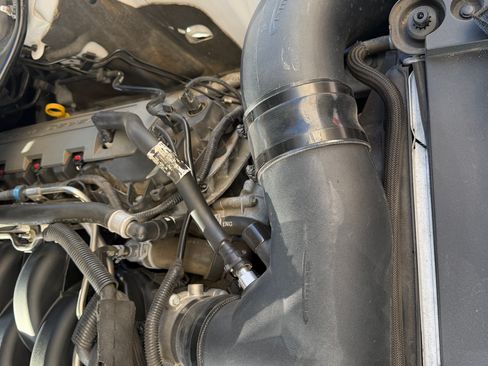 Used 2015 Ford Mustang GT image 28