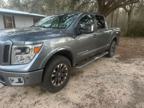 Used 2018 Nissan Titan PRO-4X w/ Pro-4x Utility Package image 1