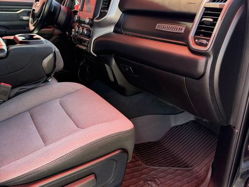 Used 2019 RAM 1500 Big Horn AWD/4WD image 13