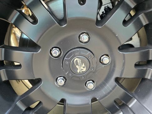 Used 2023 Jeep Gladiator Rubicon w/ Cold Weather Group image 14