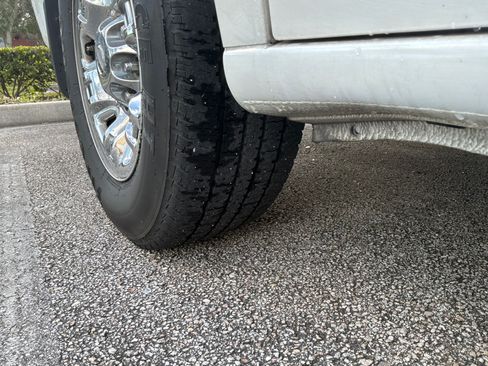 Used 2014 Nissan NV 2500 SV w/ V6 Appearance Package image 11