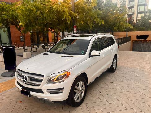 Used 2015 Mercedes-Benz GL 450 4MATIC image 14