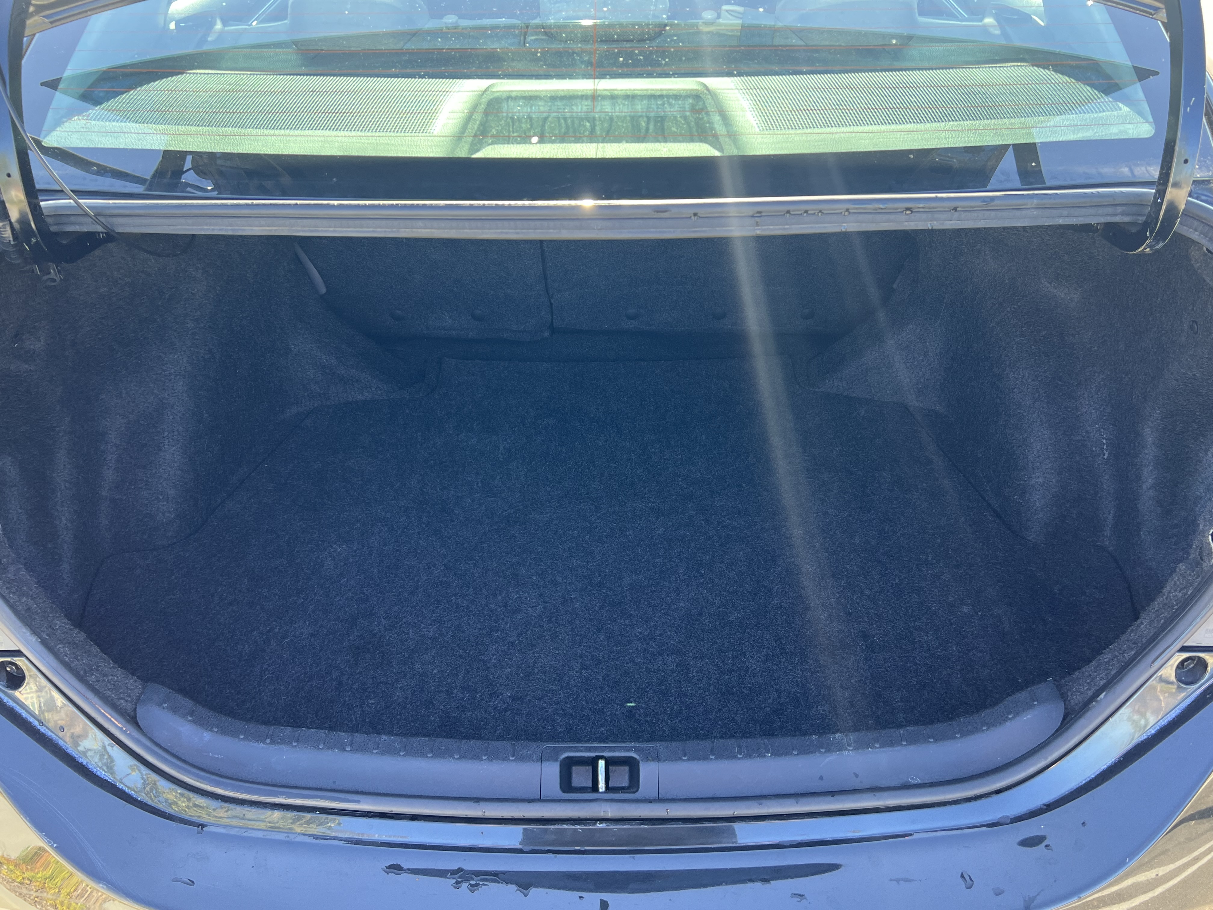 Used 2015 Toyota Corolla LE FWD image 13