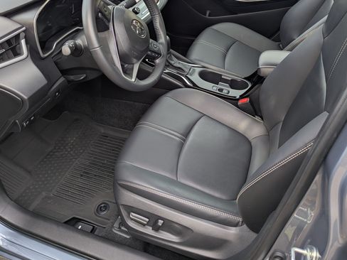 Used 2024 Toyota Corolla XLE image 8