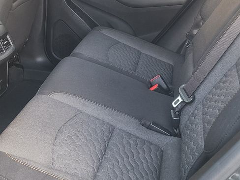 Used 2018 Chevrolet Equinox LT image 11