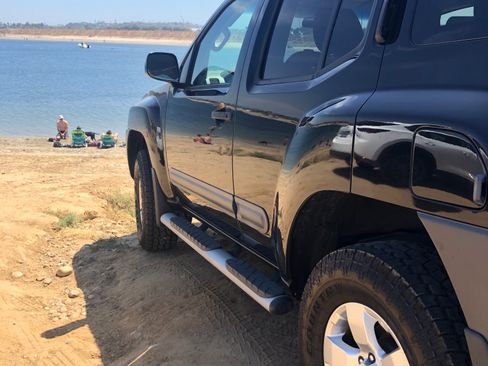 Used 2013 Nissan Xterra S w/ Value Package image 2