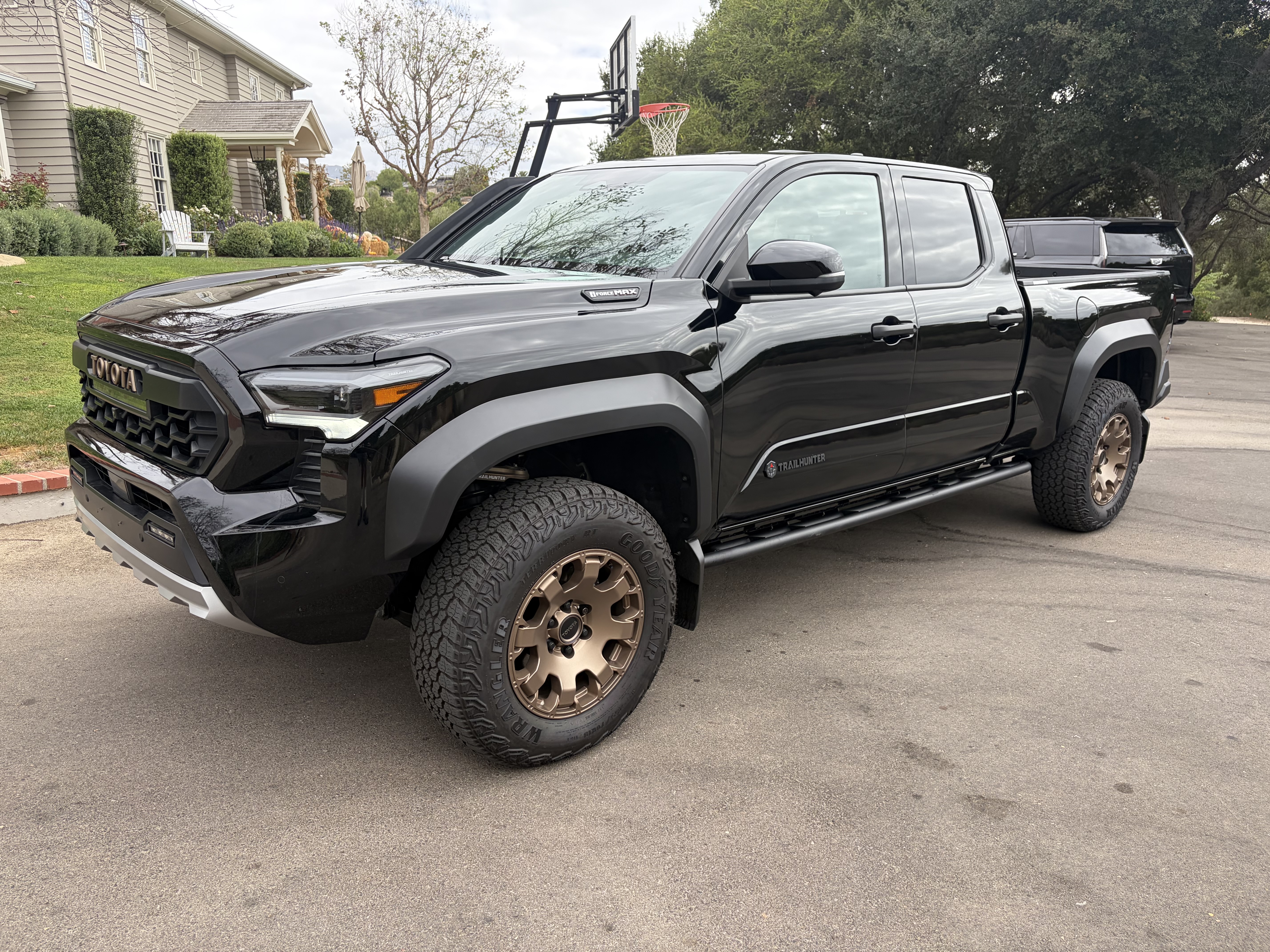 Used 2026 Toyota Tacoma 4x4 Double Cab Hybrid image 1