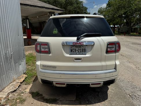 Used 2013 GMC Acadia Denali image 5