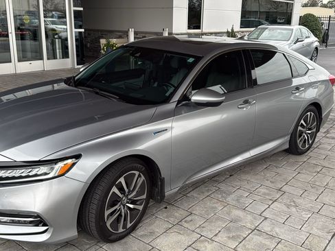 Used 2019 Honda Accord Touring image 1