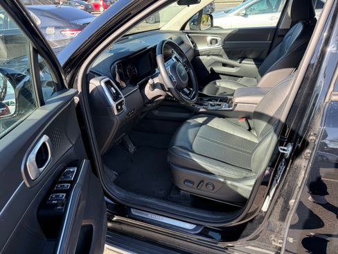 Used 2022 Kia Sorento SX image 24