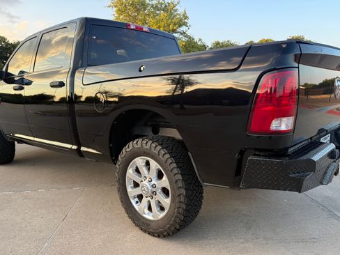 Used 2012 RAM 2500 ST w/ Chrome Appearance Group AWD/4WD image 12