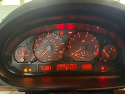 Used 2005 BMW 325Ci Convertible image 23