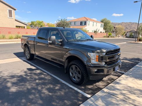 Used 2020 Ford F150 XLT w/ Equipment Group 302A Luxury AWD/4WD image 12