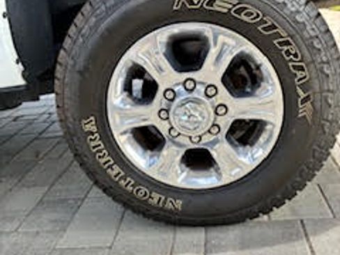 Used 2021 RAM 2500 Big Horn w/ Level 1 Equipment Group image 12