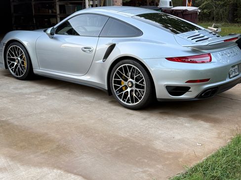 Used 2014 Porsche 911 Turbo S image 13