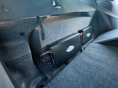 Used 2015 Ford Taurus SHO w/ Equipment Group 401A image 27