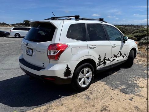 Used 2015 Subaru Forester 2.5i Limited w/ Popular Package #2 AWD/4WD image 2