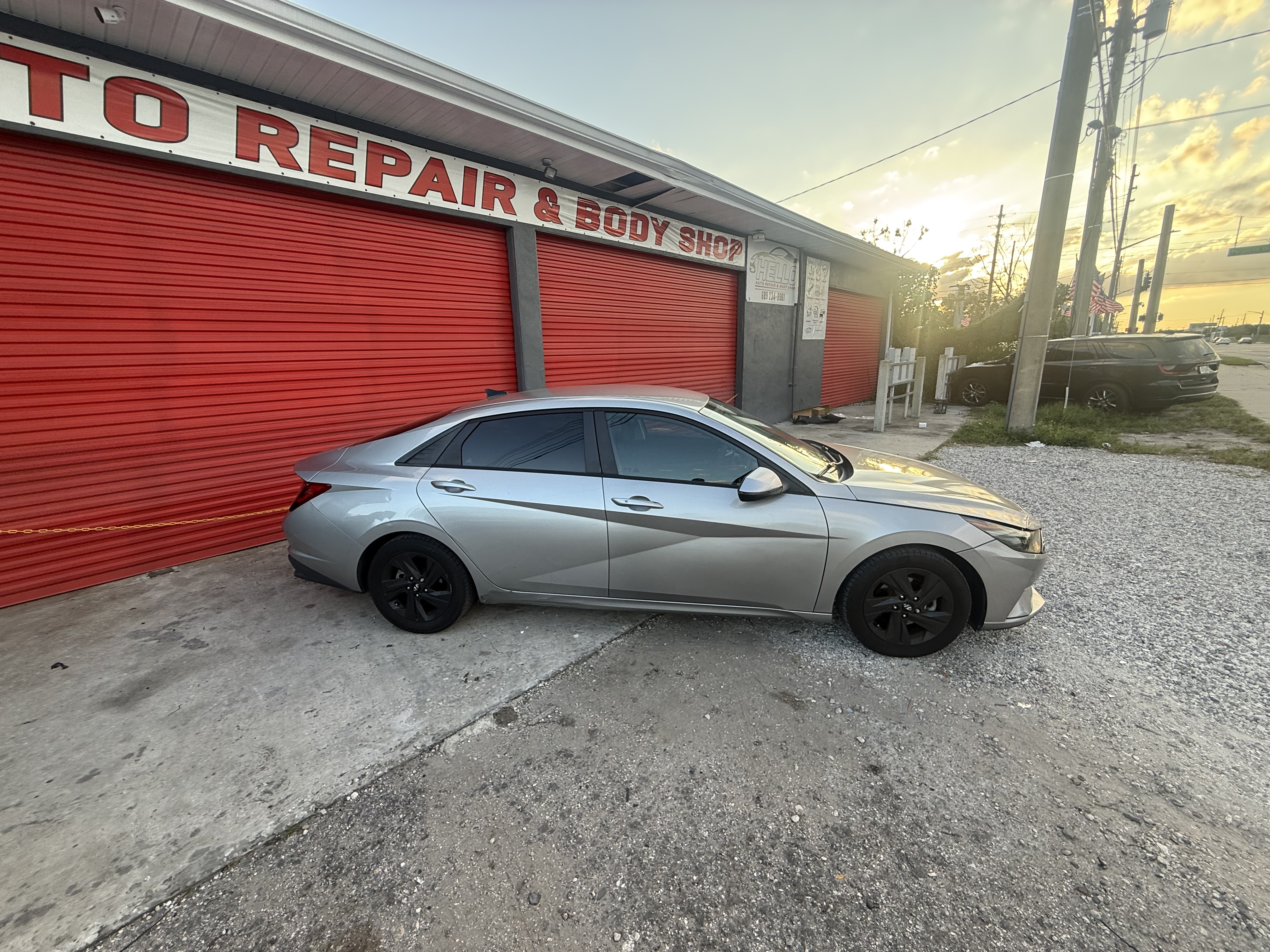 Used 2021 Hyundai Elantra SEL FWD image 4