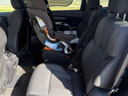 Used 2021 Subaru Ascent Premium w/ Convenience Package image 11