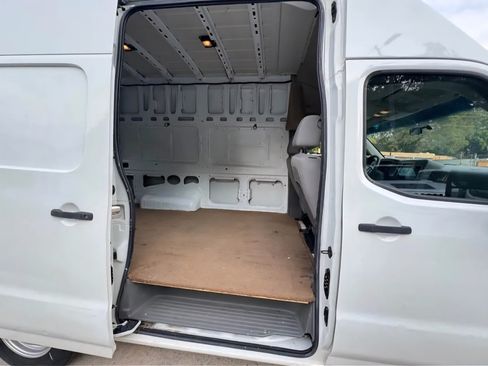 Used 2014 Nissan NV 2500 S w/ Power Basic Package image 15