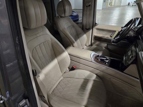 Used 2020 Mercedes-Benz G 550 image 17