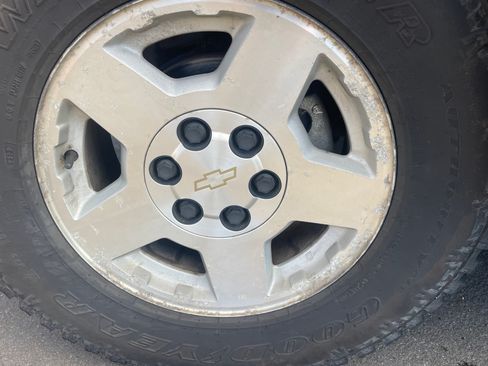 Used 2005 Chevrolet Silverado 1500 4x4 Extended Cab w/ Safe And Sound Package image 6