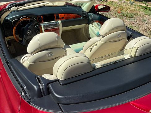 Used 2006 Lexus SC 430 Convertible RWD image 6