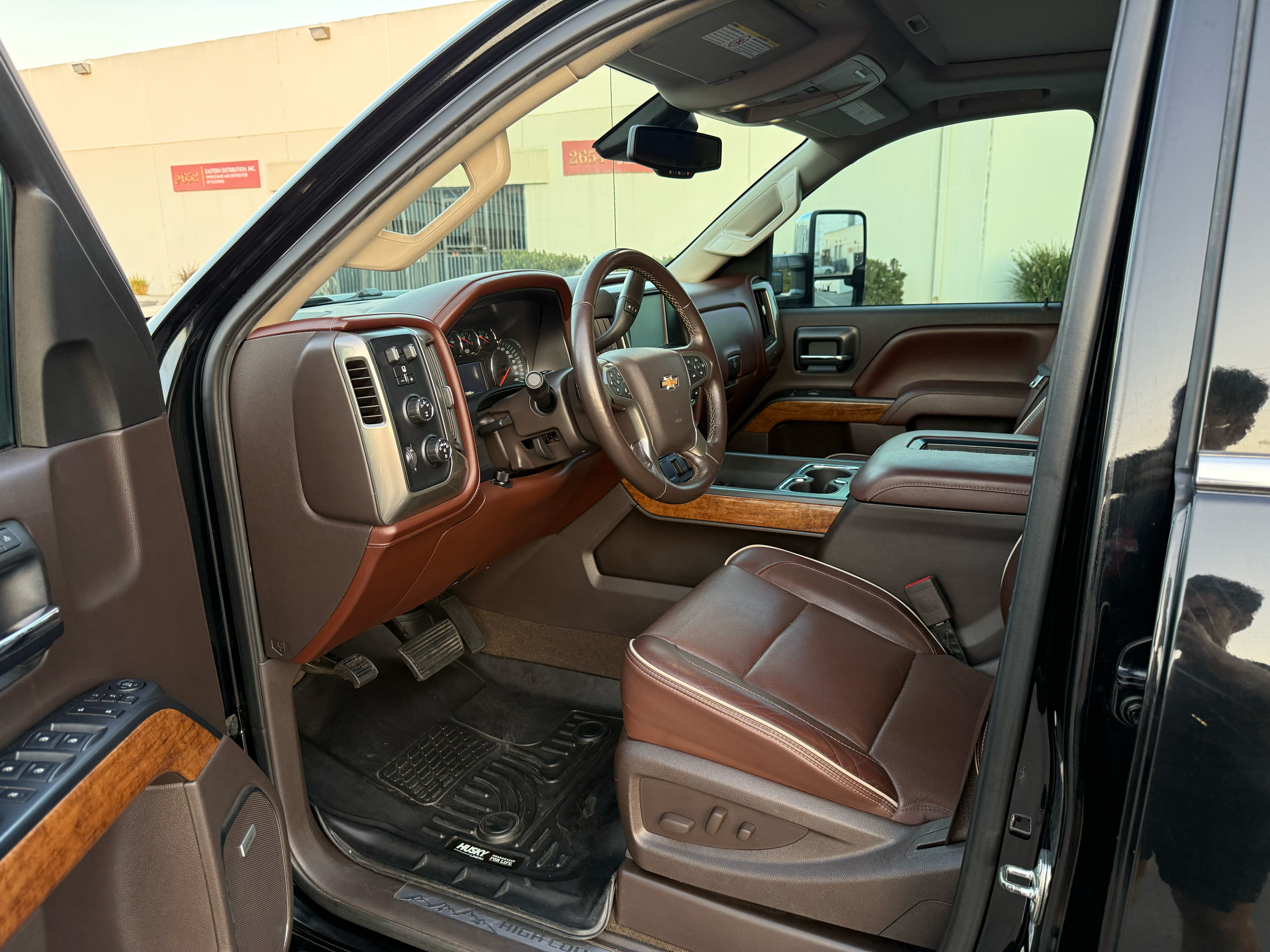 Used 2016 Chevrolet Silverado 3500 High Country w/ Duramax Plus Package AWD/4WD image 14