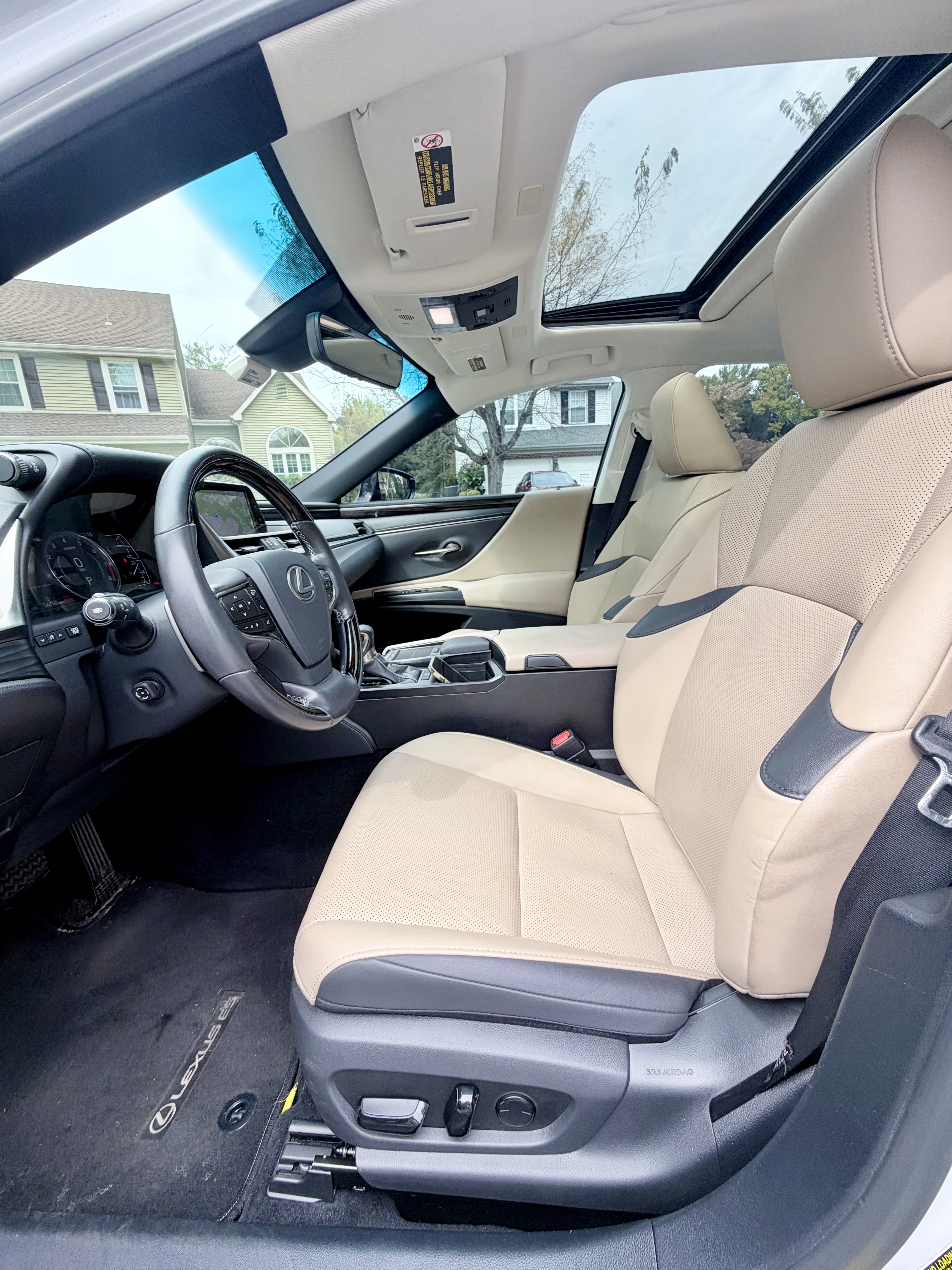 Used 2020 Lexus ES 350 w/ Premium Package FWD image 5