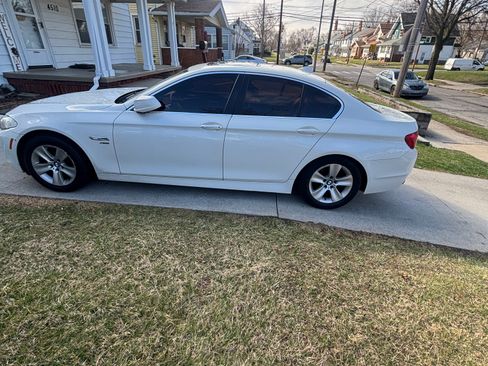 Used 2012 BMW 528i xDrive Sedan image 14