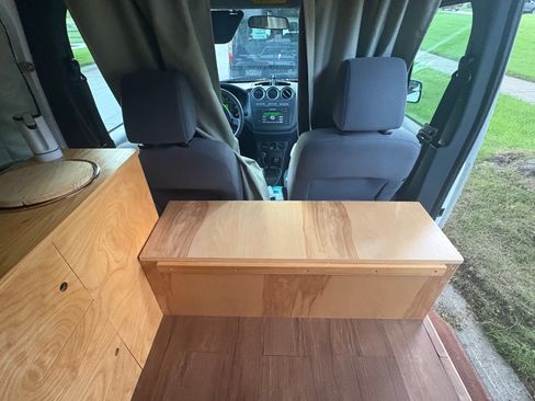 Used 2011 Ford Transit Connect XLT FWD image 13