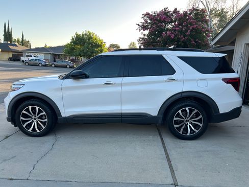 Used 2020 Ford Explorer ST AWD/4WD image 4