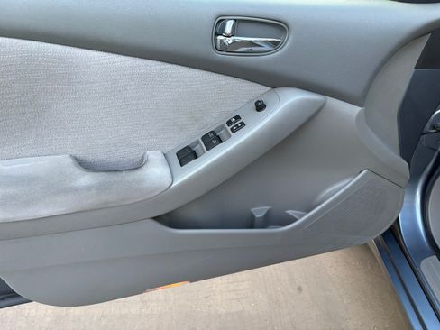 Used 2011 Nissan Altima 2.5 S w/ Convenience Pkg image 8