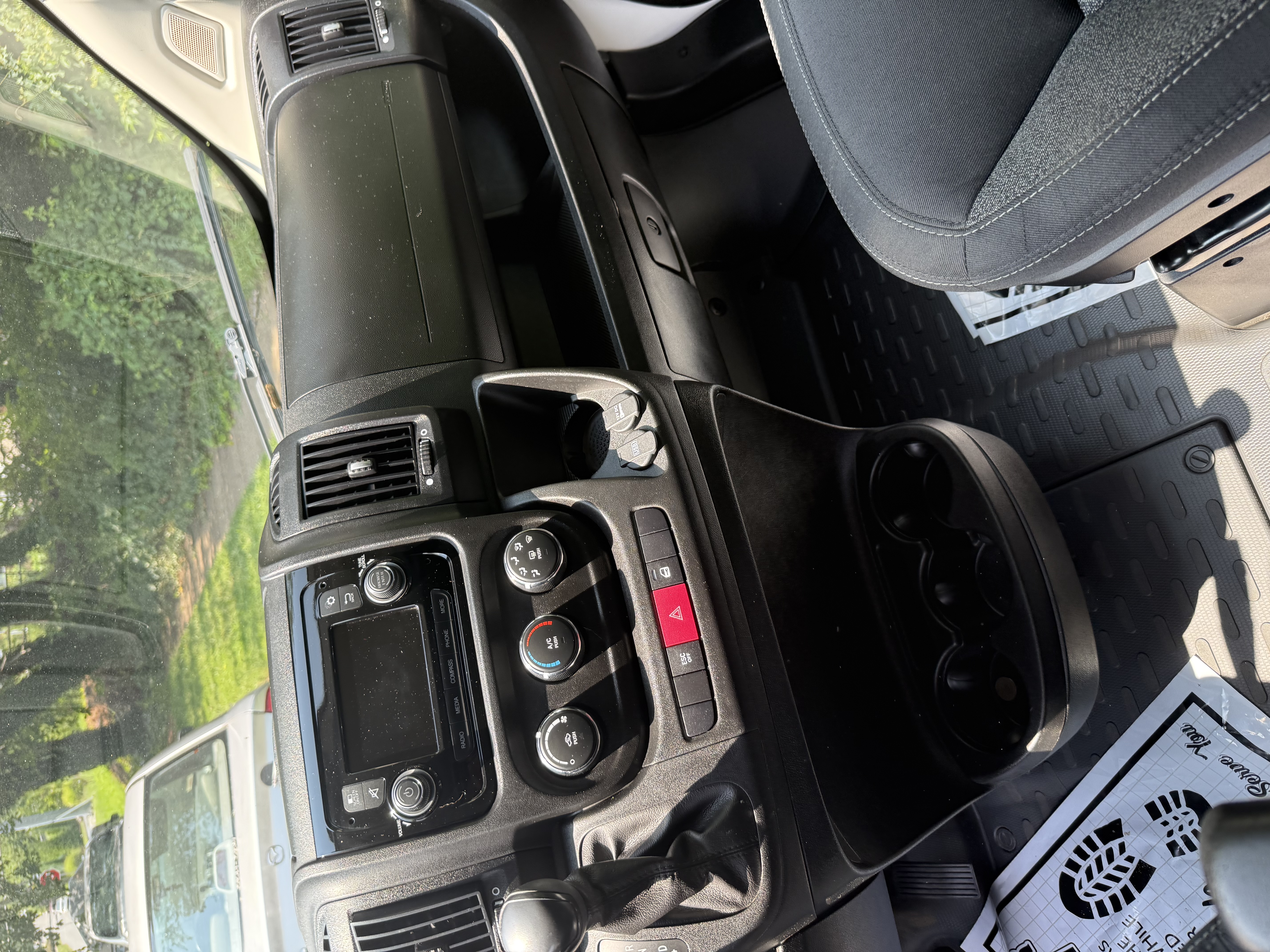 Used 2019 RAM ProMaster 1500 w/ Interior Convenience Group FWD image 16