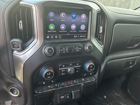 Used 2019 Chevrolet Silverado 1500 LT Trail Boss w/ Convenience Package image 8