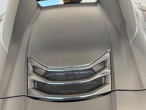 Used 2023 Chevrolet Corvette Z06 w/ Z07 Performance Package RWD image 17