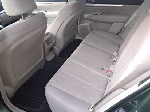 Used 2013 Subaru Outback 2.5i Premium image 11