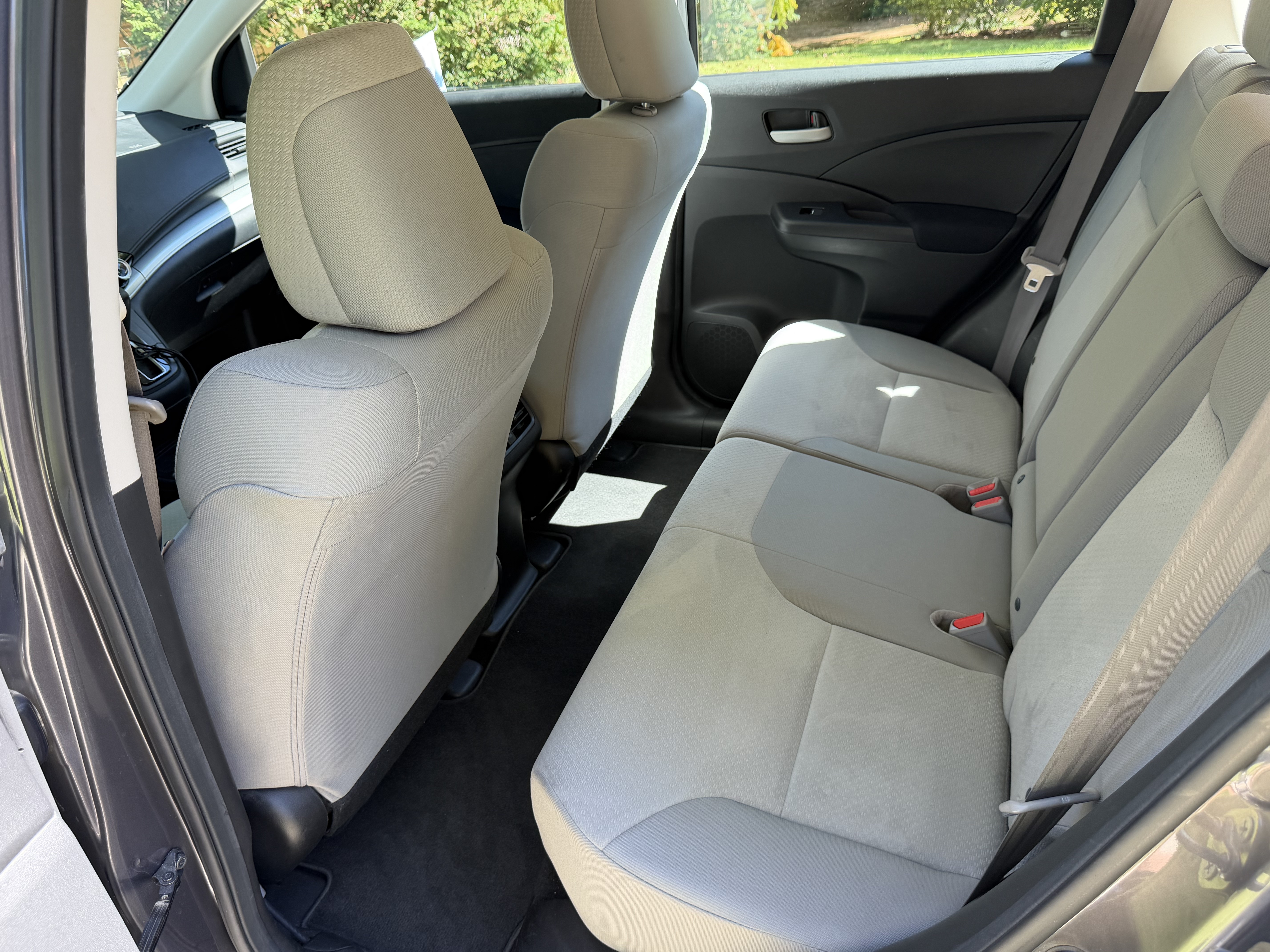 Used 2016 Honda CR-V LX image 12