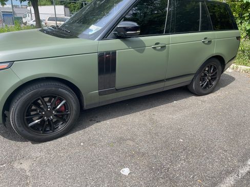 Used 2017 Land Rover Range Rover AWD/4WD image 4