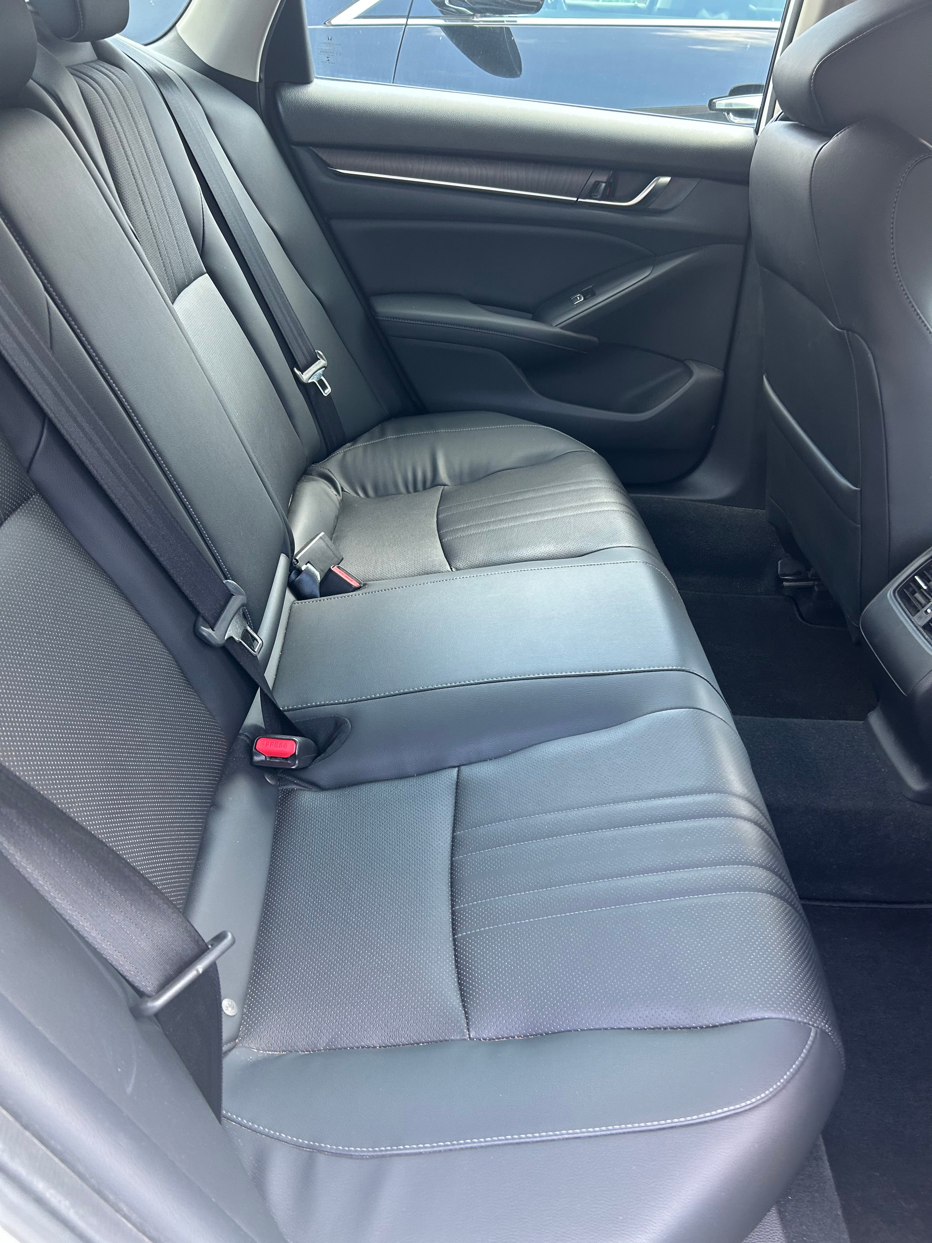 Used 2018 Honda Accord EX-L image 4