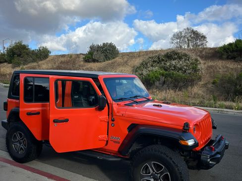 Used 2019 Jeep Wrangler Unlimited Sport S AWD/4WD image 11