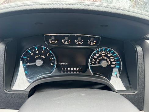 Used 2012 Ford F150 Lariat w/ Lariat Chrome Pkg image 4