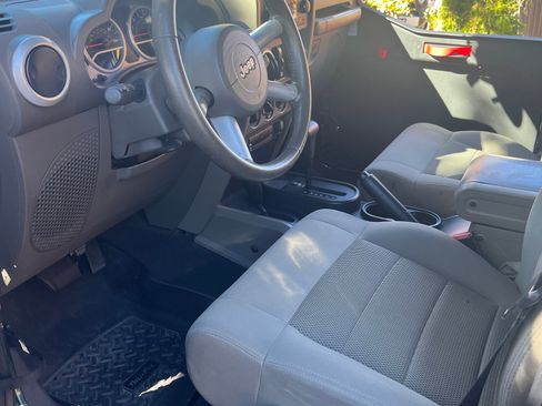 Used 2008 Jeep Wrangler Unlimited Sahara w/ Trailer Tow Group image 6