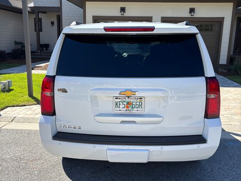 Used 2019 Chevrolet Tahoe LT image 4