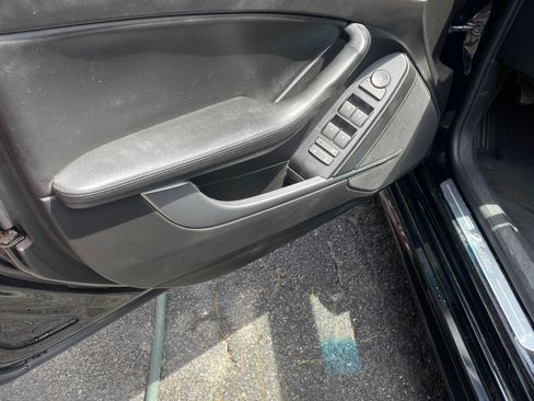 Used 2011 Cadillac CTS Luxury AWD/4WD image 10