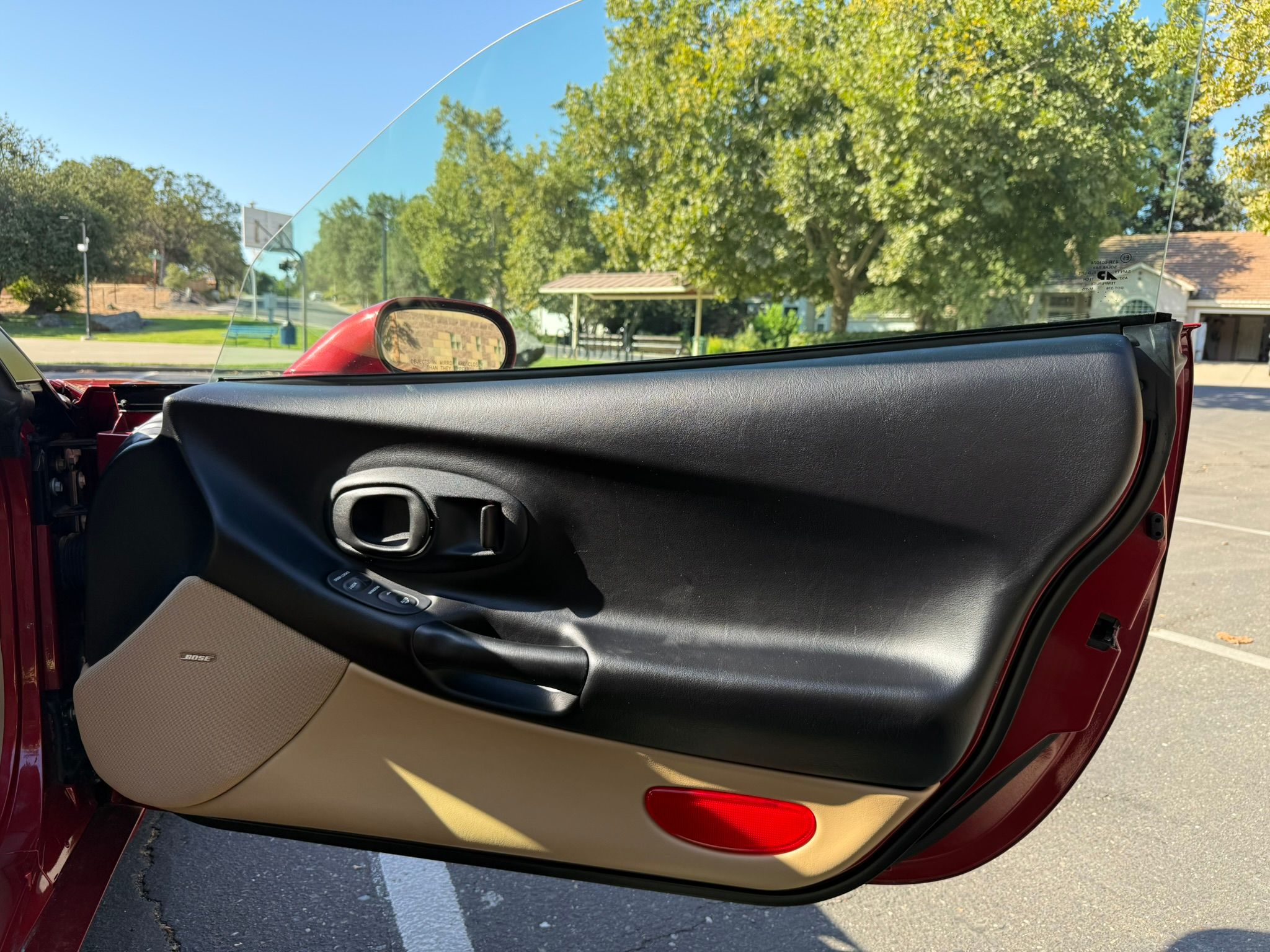 Used 1998 Chevrolet Corvette Coupe RWD image 24
