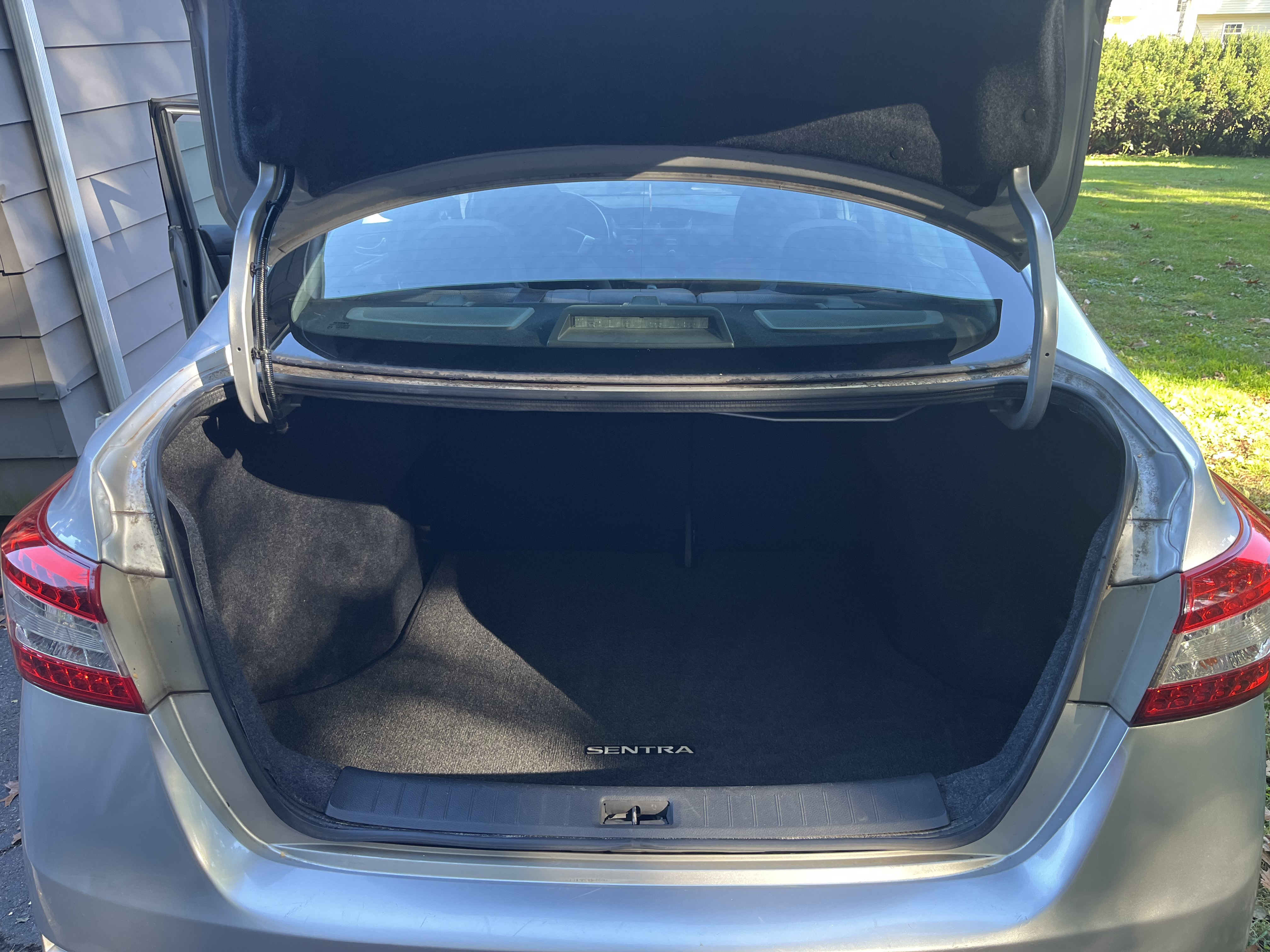 Used 2013 Nissan Sentra SV w/ Driver Pkg FWD image 14