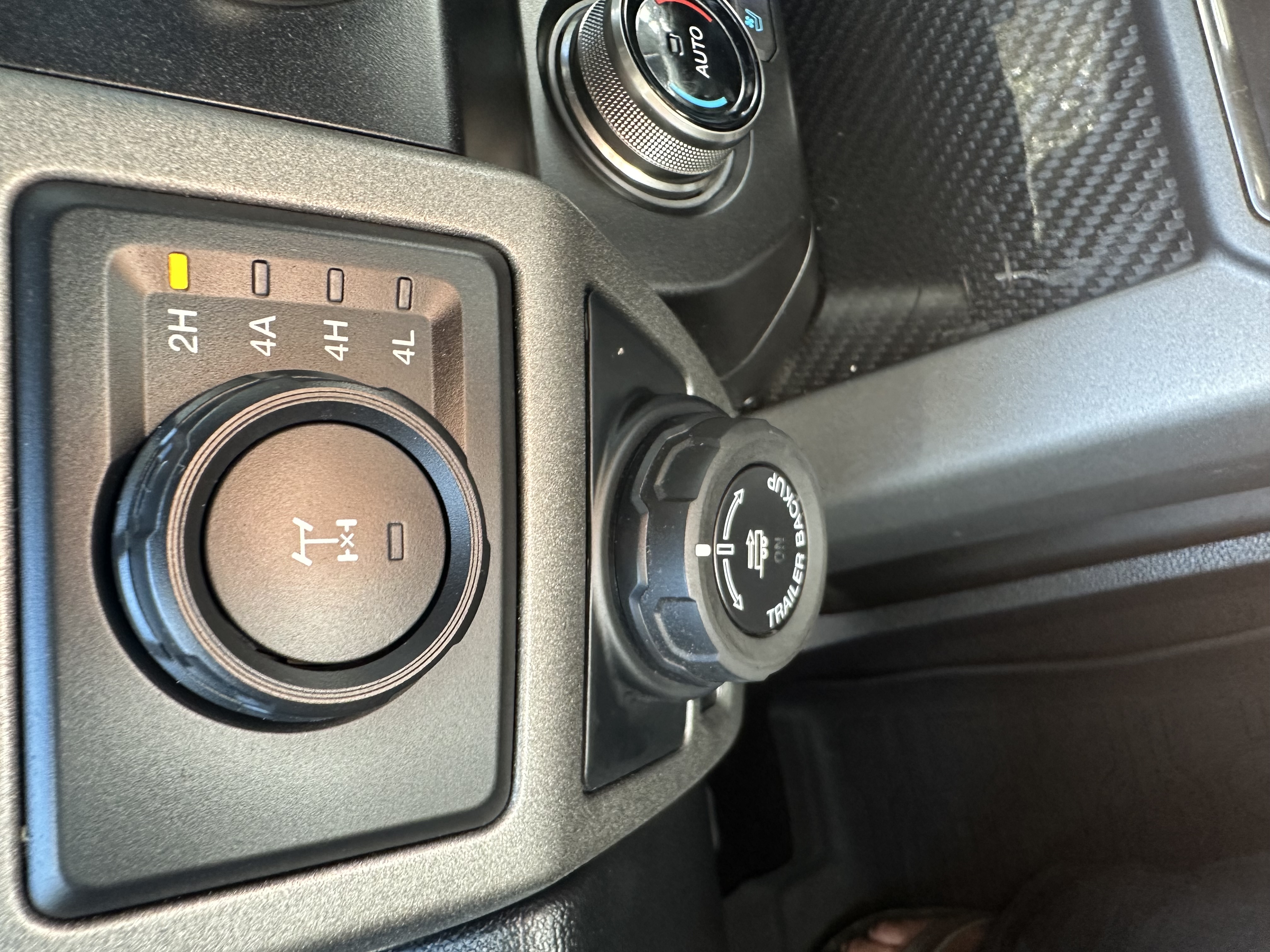 Used 2019 Ford F150 Raptor w/ Equipment Group 802A Luxury AWD/4WD image 8