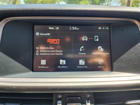 Used 2018 Kia Optima LX image 18