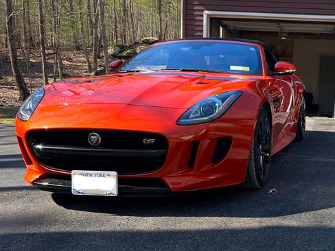 Used 2017 Jaguar F-TYPE S image 1